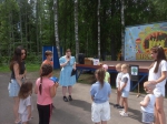 В городском парке культуры и отдыха состоялась игровая программа «В гостях у лета»